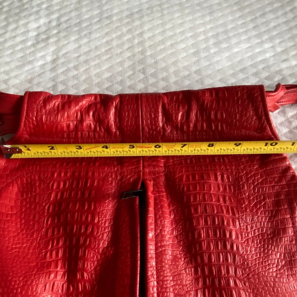 Red Leather Back Pack Purse With Adjustable Straps - image 5